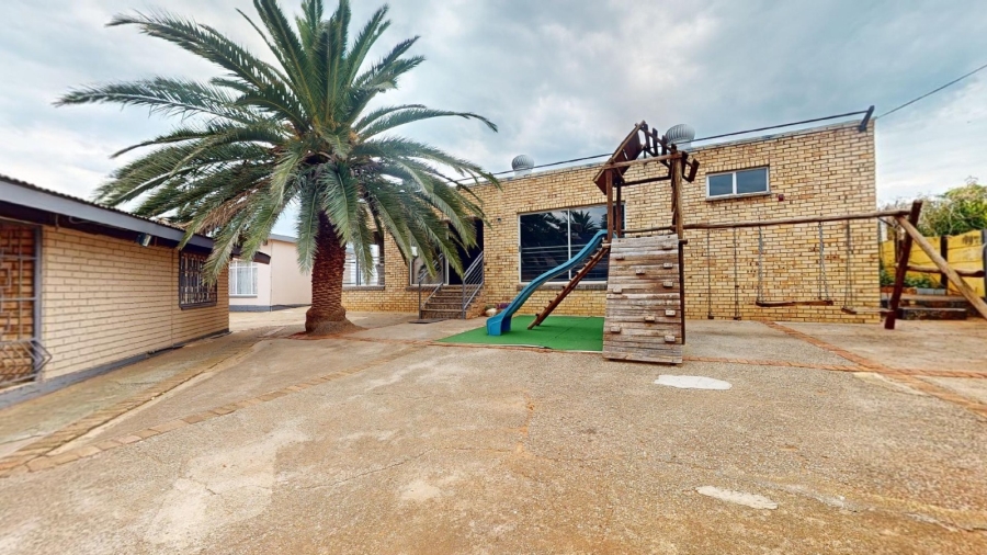 3 Bedroom Property for Sale in Mohadin North West